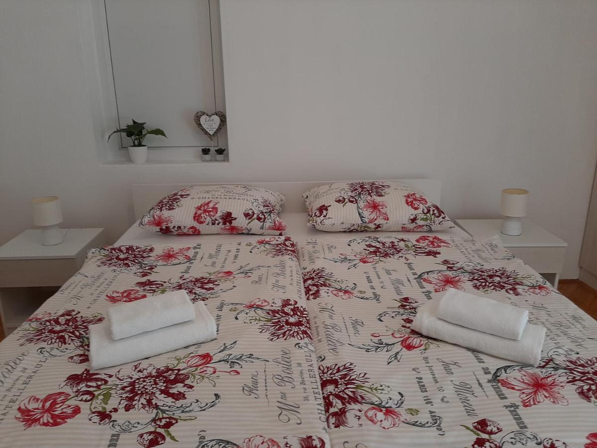 דירות אוגייאן Family House Rebeka מראה חיצוני תמונה