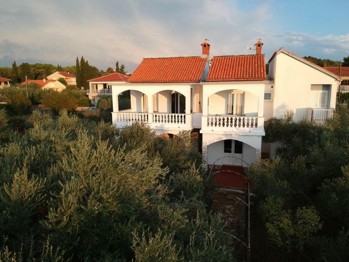 דירות אוגייאן Family House Rebeka מראה חיצוני תמונה